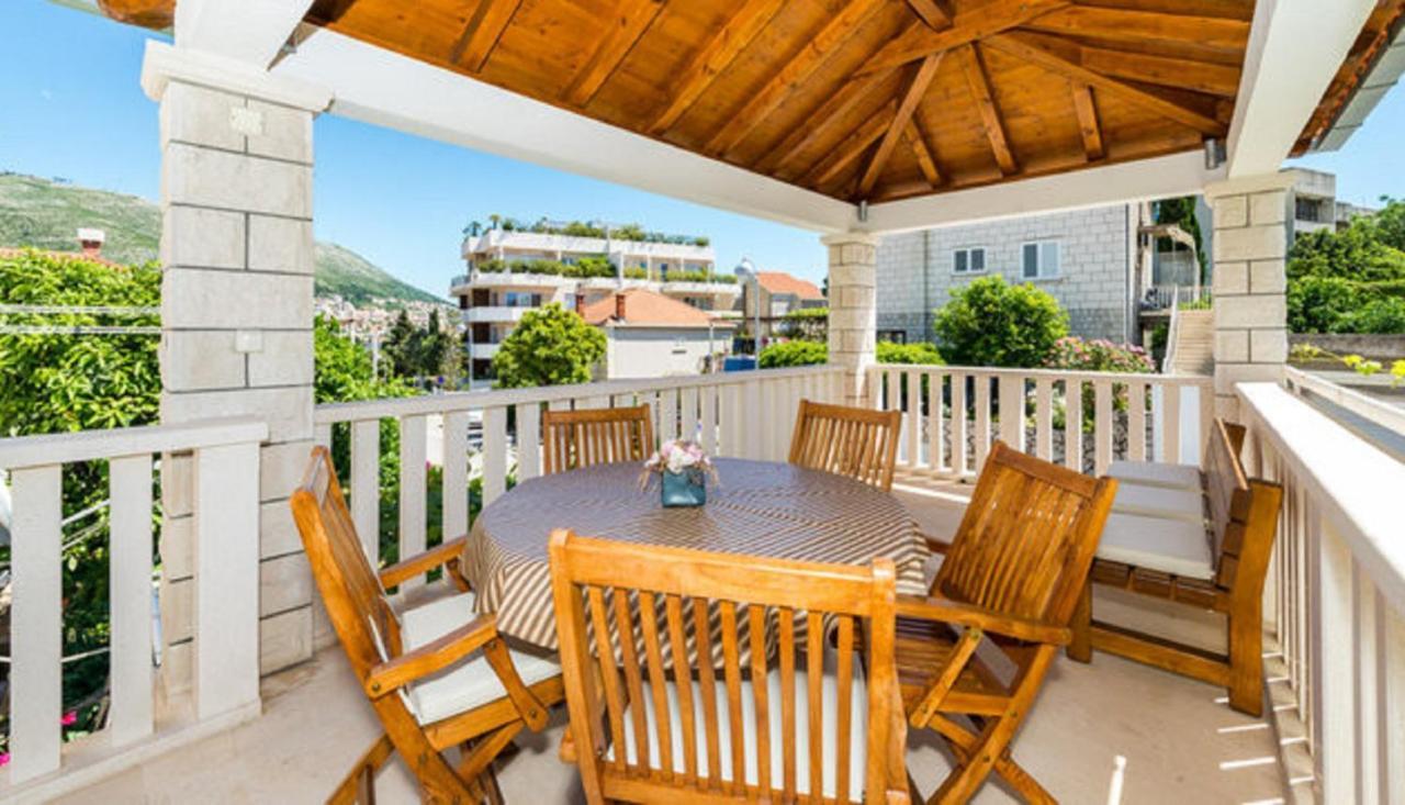 Apartments Vulicevic Ντουμπρόβνικ Εξωτερικό φωτογραφία