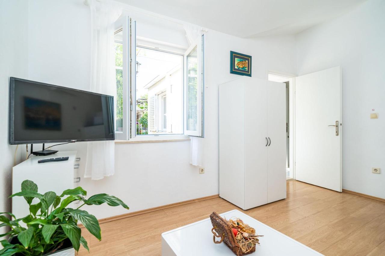 Apartments Vulicevic Ντουμπρόβνικ Εξωτερικό φωτογραφία