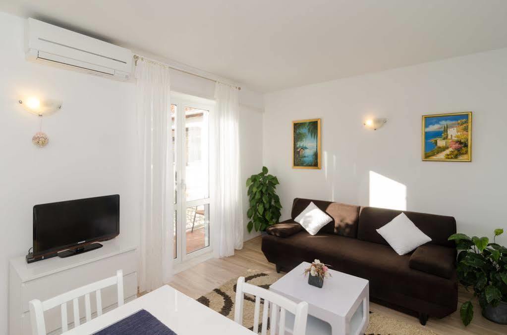 Apartments Vulicevic Ντουμπρόβνικ Εξωτερικό φωτογραφία